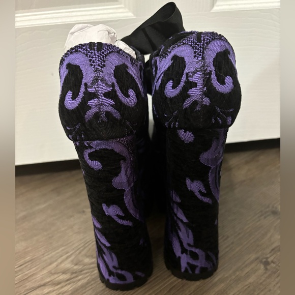 NWOB Dolls Kill / Widow Sultry Sins Oxford Platforms - Picture 5 of 7